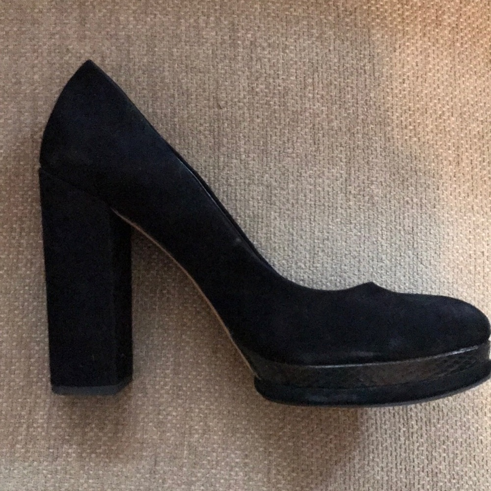 Dolce Vita Black Suede Platform Pumps
